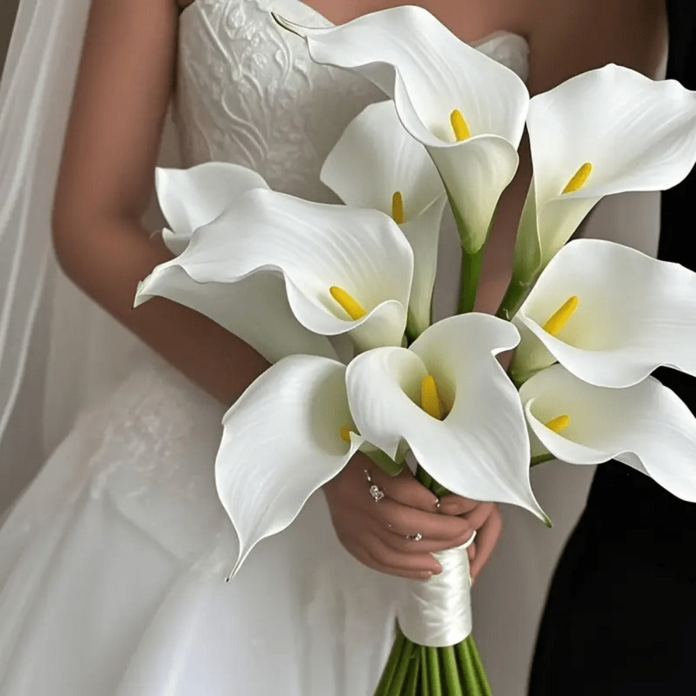 Eternal Lotus Flower Bouquet 20pcs ¨C Horseshoe Lotus Artificial Flowers for Wedding Decoration, Home Floral Arrangements, Outdoor & Festival Decor ¨C White, Black, Red & Orange (No Vase)