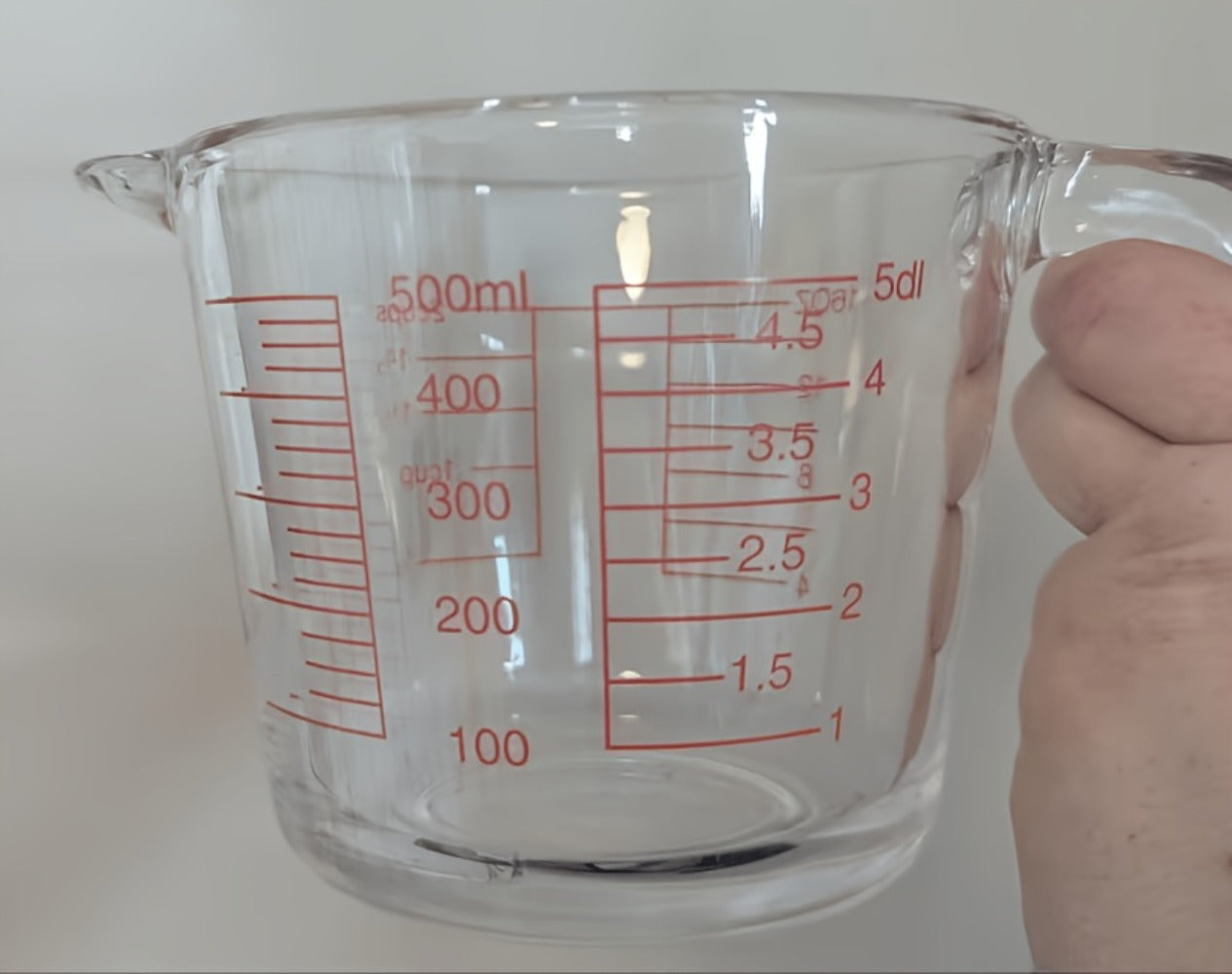 Glass Measuring Cup Heat Resistant Large Capacity with Handle 16.9 oz 33.8 oz Reusable Kitchen Baking Liquid Measuring Cup Set with Measuring Spoons