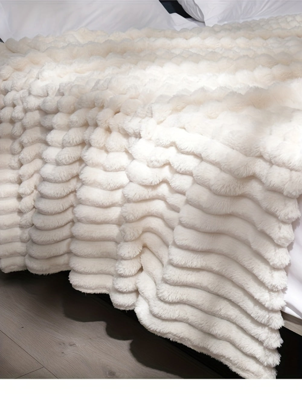 500gsm Heavy Plush Blanket ¨C Ultra Thick Soft Warm Fluffy Blanket for Bed, Sofa & Travel, Baby to Double Size, 5 Colors