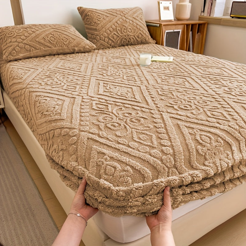 Flannel Fitted Sheet Plush Embossed Texture Soft Warm Mattress Cover for Autumn Winter Twin Full Queen King 4 Colors European Design Machine Washable