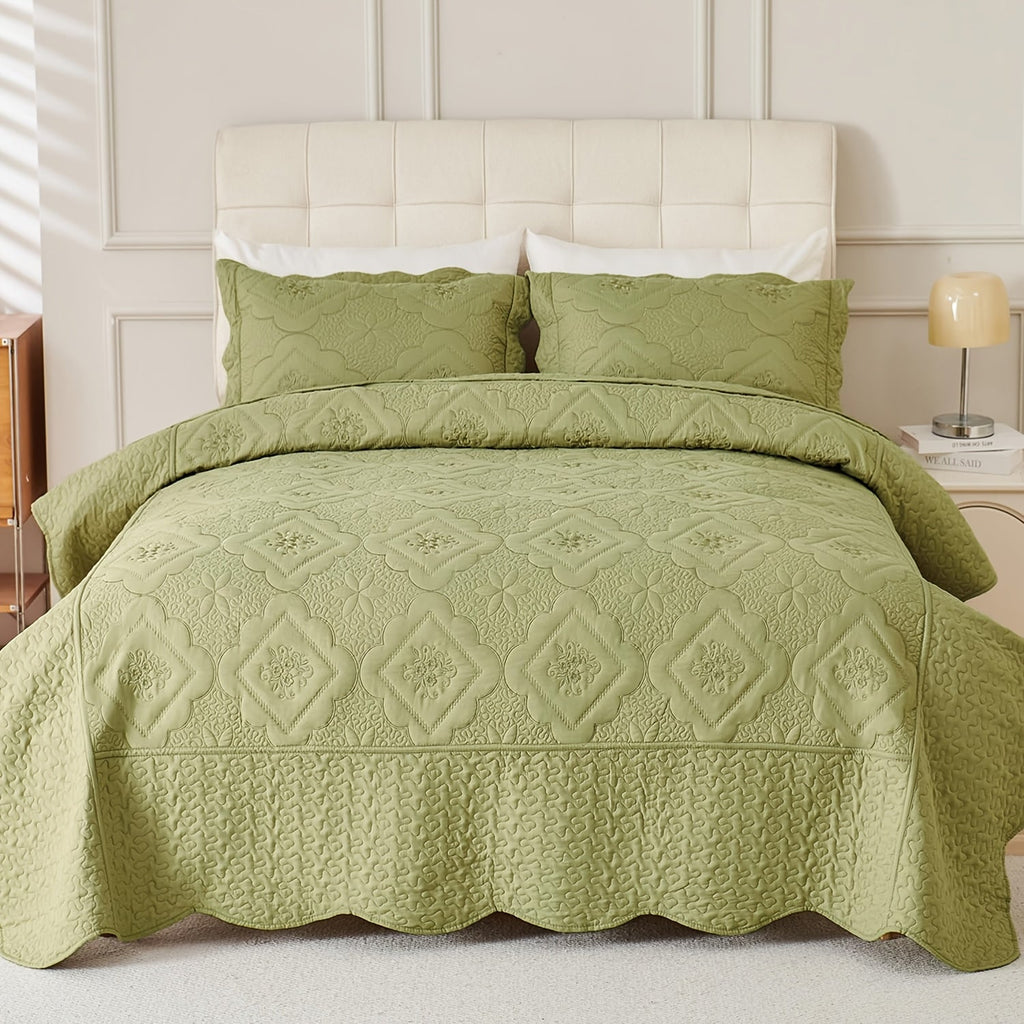 Quilt Set 3 Piece Floral Embroidery Bedspread - 100% Polyester Wrinkle Resistant Lightweight Quilted Coverlet with 2 Pillow Shams for Full Queen King Bed, Elegant Bedroom Decor in 19 Colors