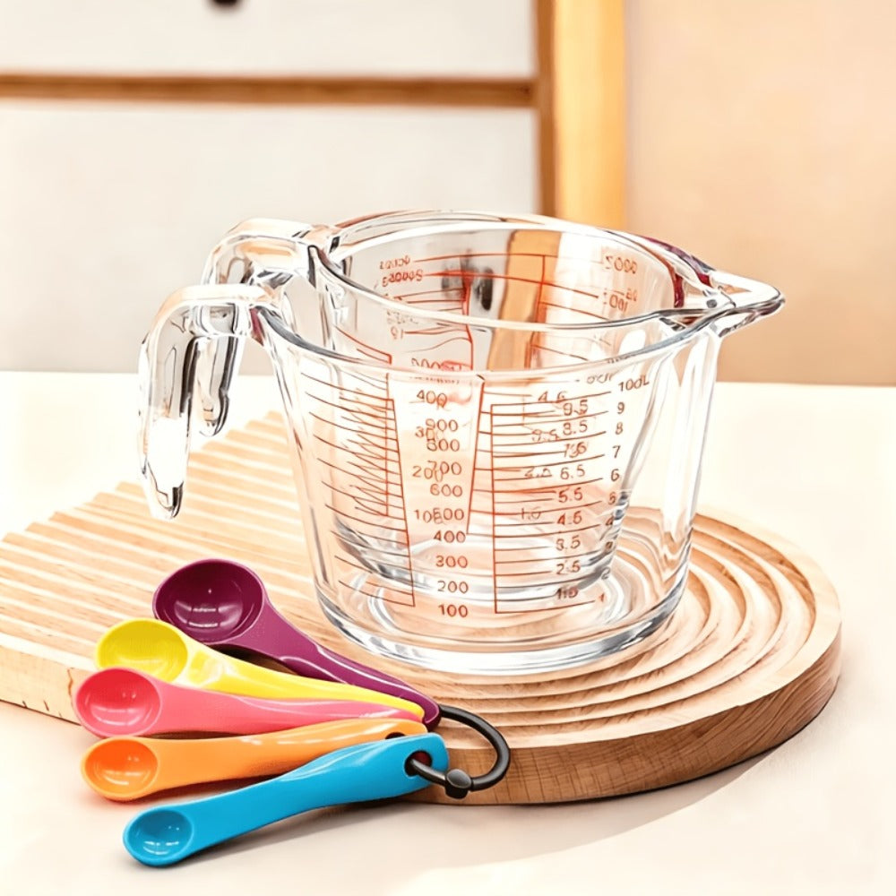 Glass Measuring Cup Heat Resistant Large Capacity with Handle 16.9 oz 33.8 oz Reusable Kitchen Baking Liquid Measuring Cup Set with Measuring Spoons