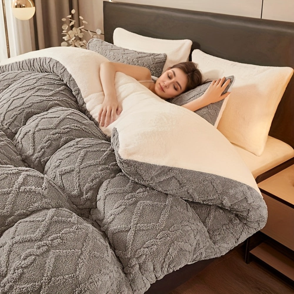 Winter Comforter Thick Warm Milk Velvet Duvet ¨C Geometric Quilted Heavyweight Blanket for All Seasons, Twin Full Queen King ¨C Silvery Grey & Blue