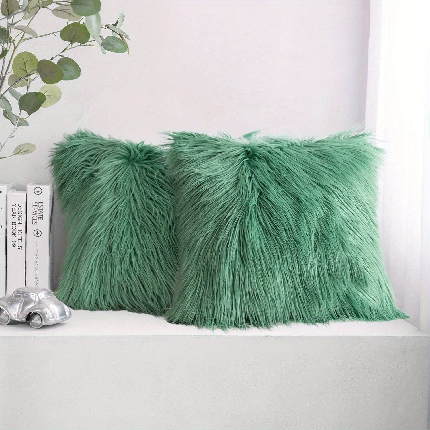 Faux Fur Throw Pillow Covers Pack of 2 ¨C Luxury Soft Fluffy Decorative Cushion Covers for Couch Bed Sofa, Pet Friendly, Zipper Closure