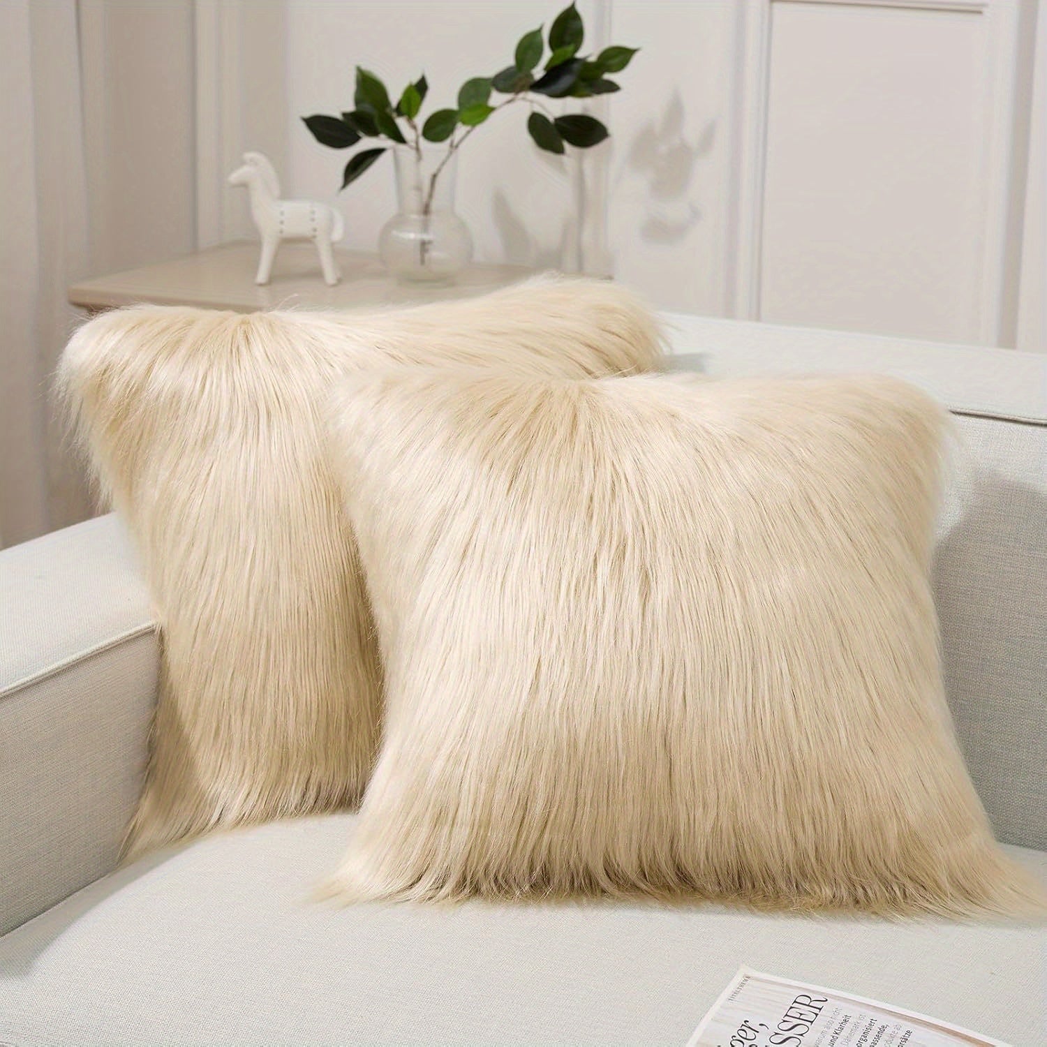 Faux Fur Throw Pillow Covers Pack of 2 ¨C Luxury Soft Fluffy Decorative Cushion Covers for Couch Bed Sofa, Pet Friendly, Zipper Closure