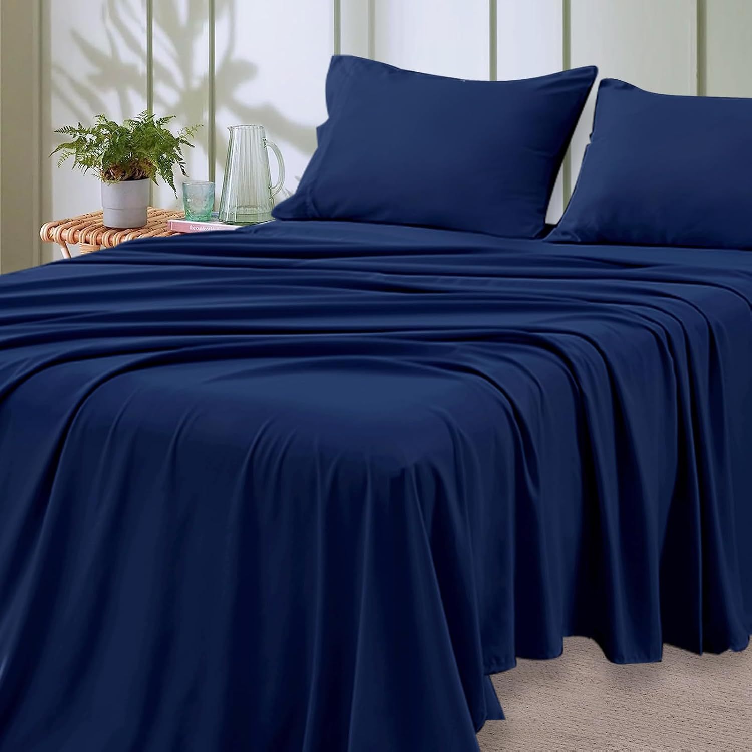 Microfiber Bed Sheet Set 4-Piece Deep Pocket Fitted Sheet Flat Sheet Pillowcases Twin Full Queen King All Colors Soft Breathable Fade Resistant Easy Care