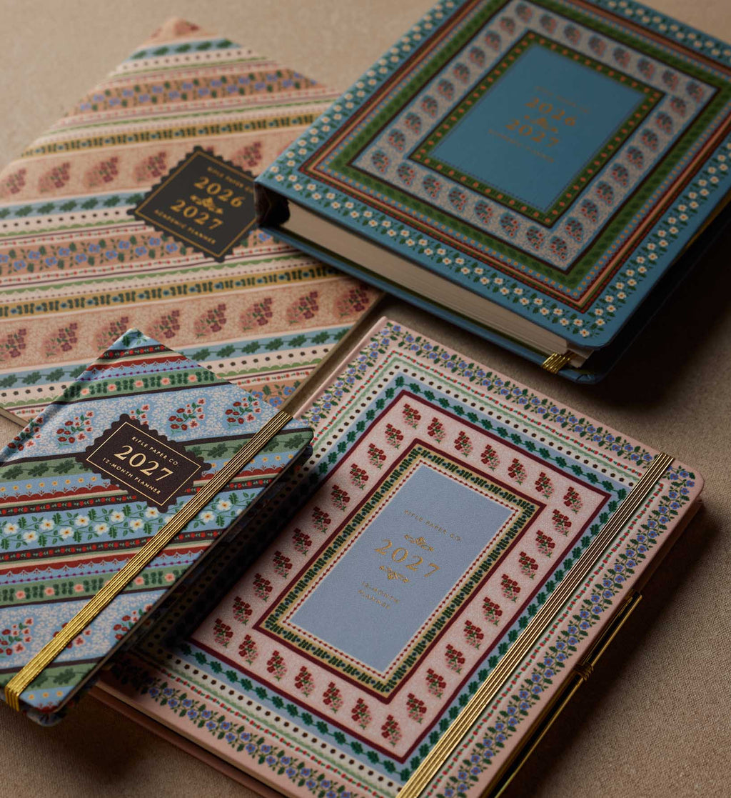 2027 12-Month Hardcover Planner with Pen - Paisley