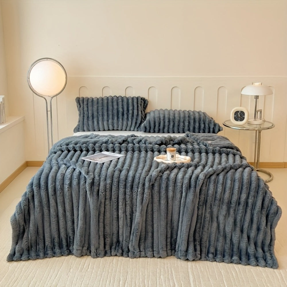 Plush Faux Fur Blanket ¨C Imitation Rabbit Fur 300-350gsm Knit Throw for Sofa, Bed & Travel, All Season, 3 Colors, 2 Sizes