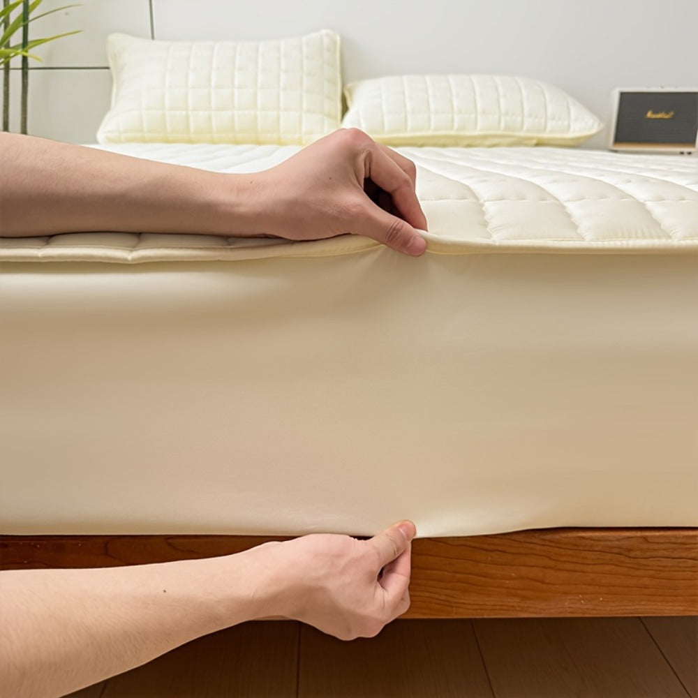 Quilted Waterproof Mattress Protector Soft Breathable Mattress Cover with Deep Pocket for Full Queen King - Solid Color Bedding Pad for Bedroom Guest Room Hotel Apartment School