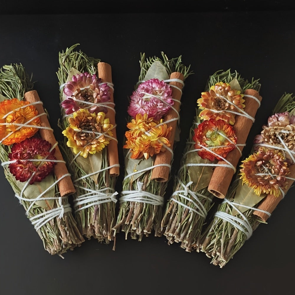Rosemary Cinnamon Dried Flower Bundles 5pcs ¨C Handmade Aromatic Home Decor Sticks with Bay Leaves & Daisies, Festival Gift