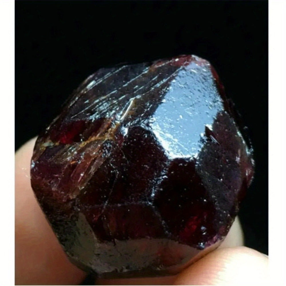 Natural Red Garnet Crystal Rough Stone ¨C Raw Unpolished Mineral Specimen for Home Decor, Crystal Healing, Feng Shui Display & Collector Gift, Genuine Gemstone Rock