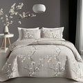 Plum Blossom Quilted Bedspread Set Machine Washable Soft Breathable Hypoallergenic Comforter with Pillowcases Twin Full Queen King Size Floral Bed Cover Bedding Set