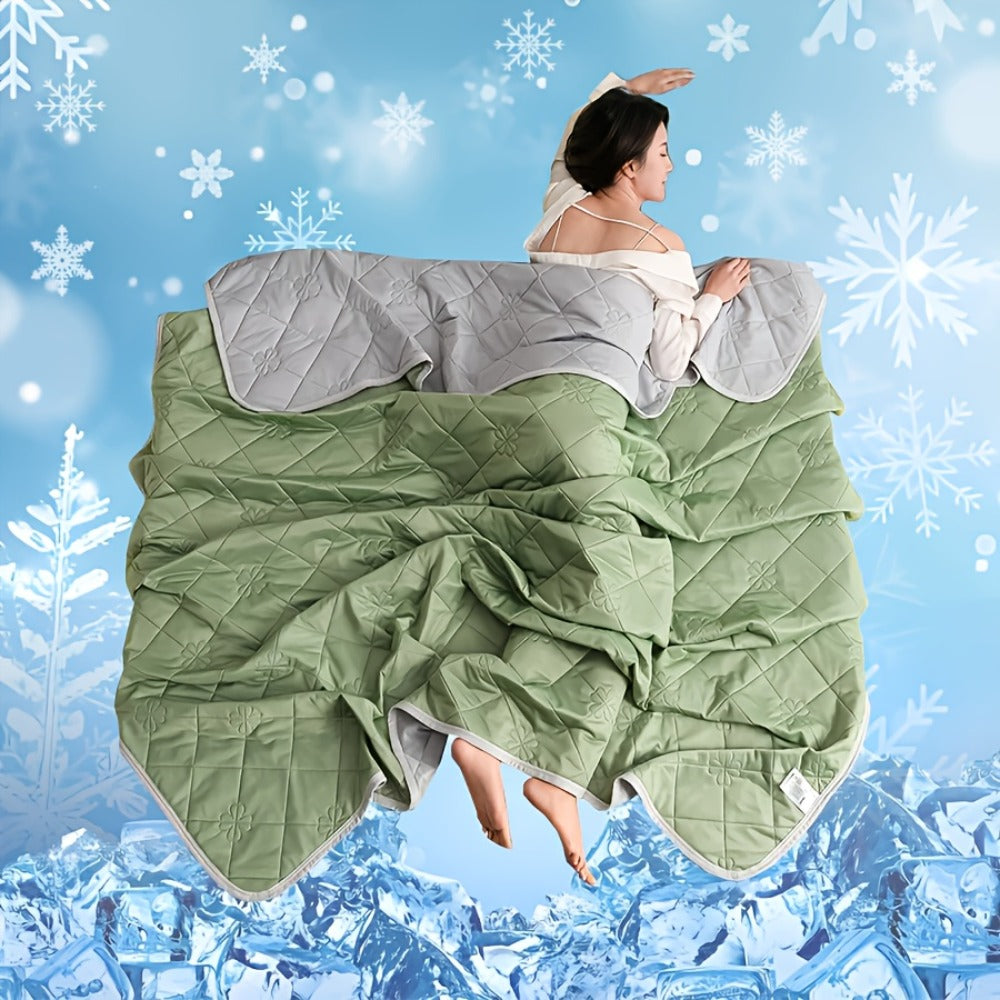 Cooling Blanket for Hot Sleepers - Breathable Lightweight Summer Quilt, Dual-Sided Soft Sweat Absorbent Throw, 100% Polyester, Machine Washable, Multipurpose Bedding