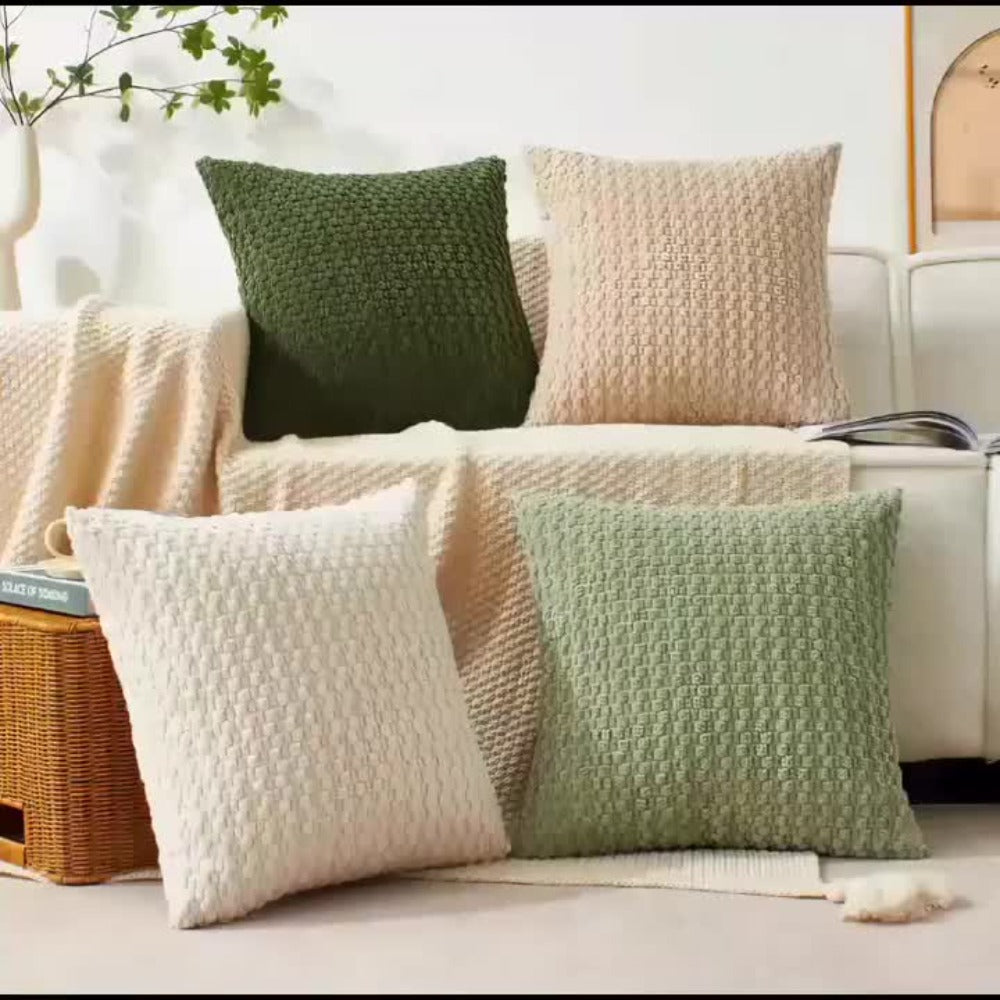 Pillow Covers Set of 4 Boho Plaid Double Sided Plush 18x18 20x20 Inch Zipper Machine Washable Decorative Cushion Covers for Sofa Bed Office Chair Warm Winter Home Decor