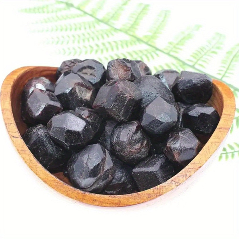 Natural Red Garnet Crystal Rough Stone ¨C Raw Unpolished Mineral Specimen for Home Decor, Crystal Healing, Feng Shui Display & Collector Gift, Genuine Gemstone Rock