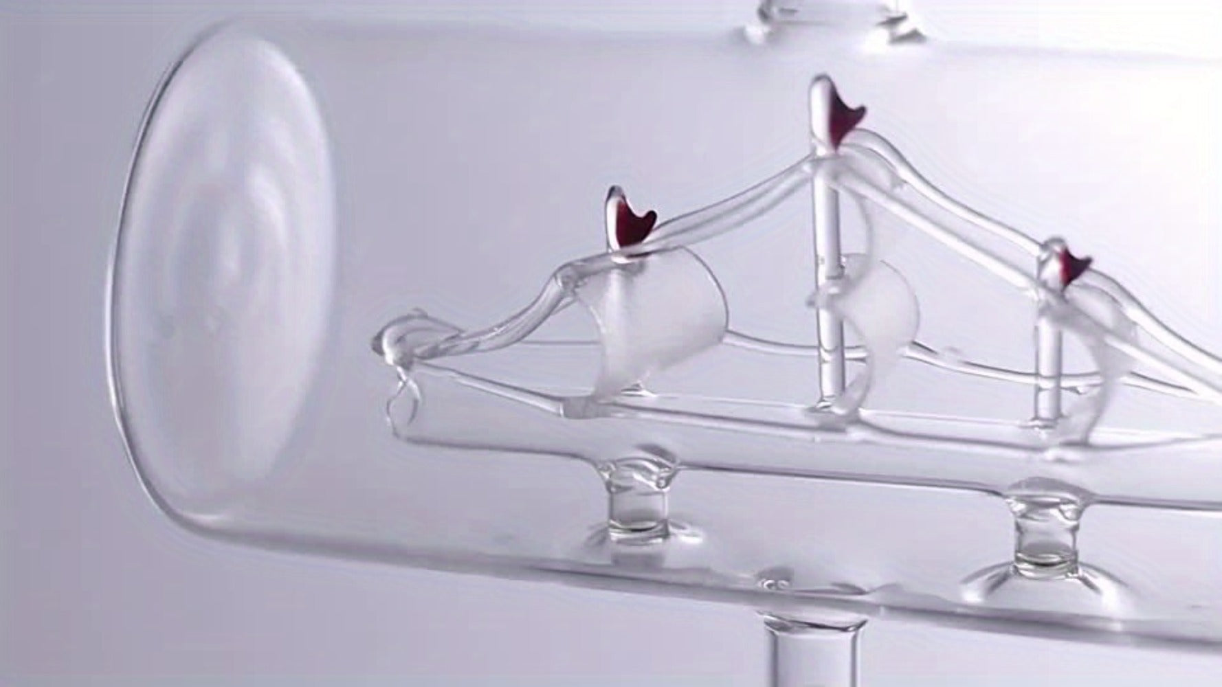 Wine Decanter Set with Glasses 44oz Boat-Shaped Glass Decanter 4 Wine Glasses Wooden Rack Unique Wine Gift Set for Home Bar Birthday