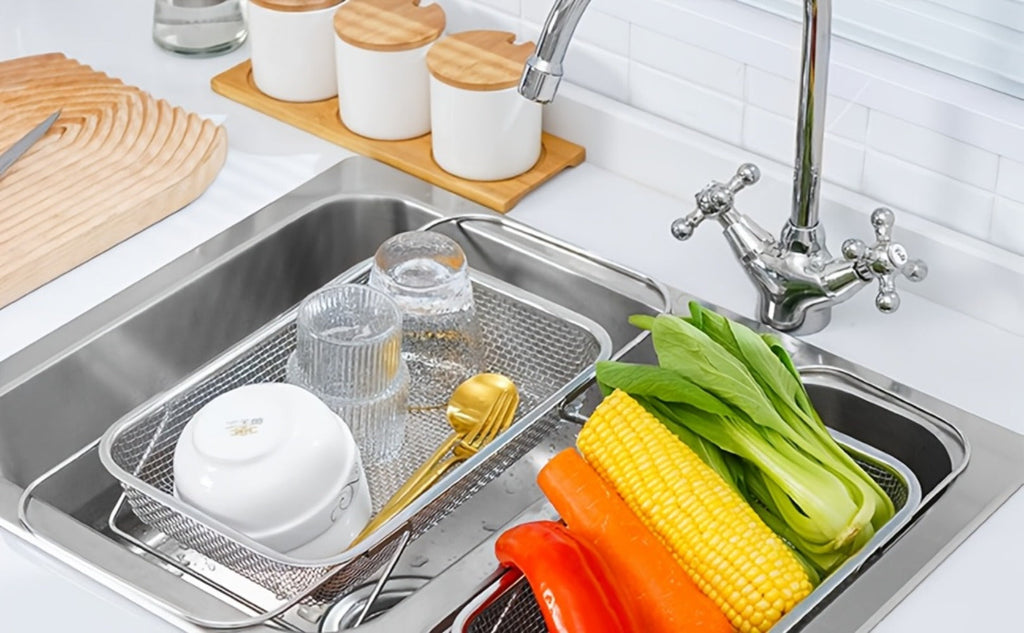 Expandable Stainless Steel Colander & Drain Basket ¨C Adjustable Strainer for Vegetables, Fruits & Kitchen Sink Use