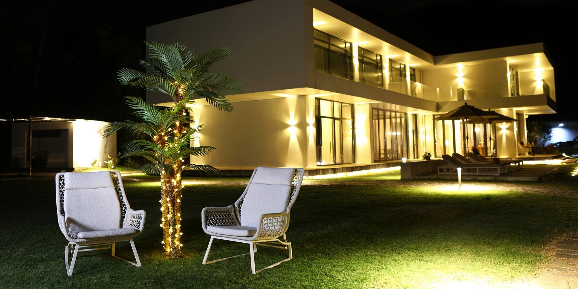 Artificial Palm Tree Outdoor 8FT & 10FT ¨C Large UV Resistant Faux Tropical Palm Plant with Cement Base, Realistic Fake Golden Cane Palm for Patio, Poolside, Balcony & Indoor Home Office Decor