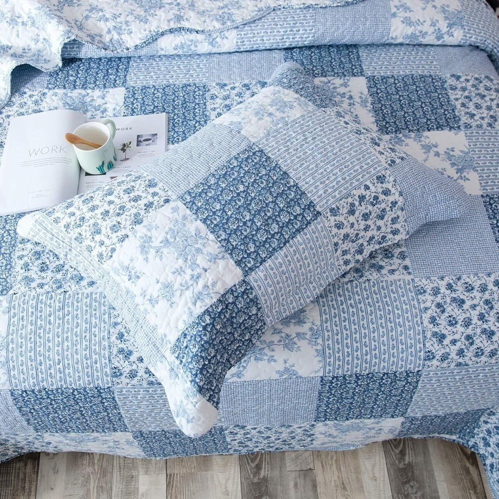 Floral Quilt Set Lightweight Bedspread Coverlet 2 or 3-Piece, All Season Hypoallergenic Breathable Paisley Patchwork Print Quilt for Bedroom Guest Room Dorm RV Cabin, Twin Queen King, Shabby Chic