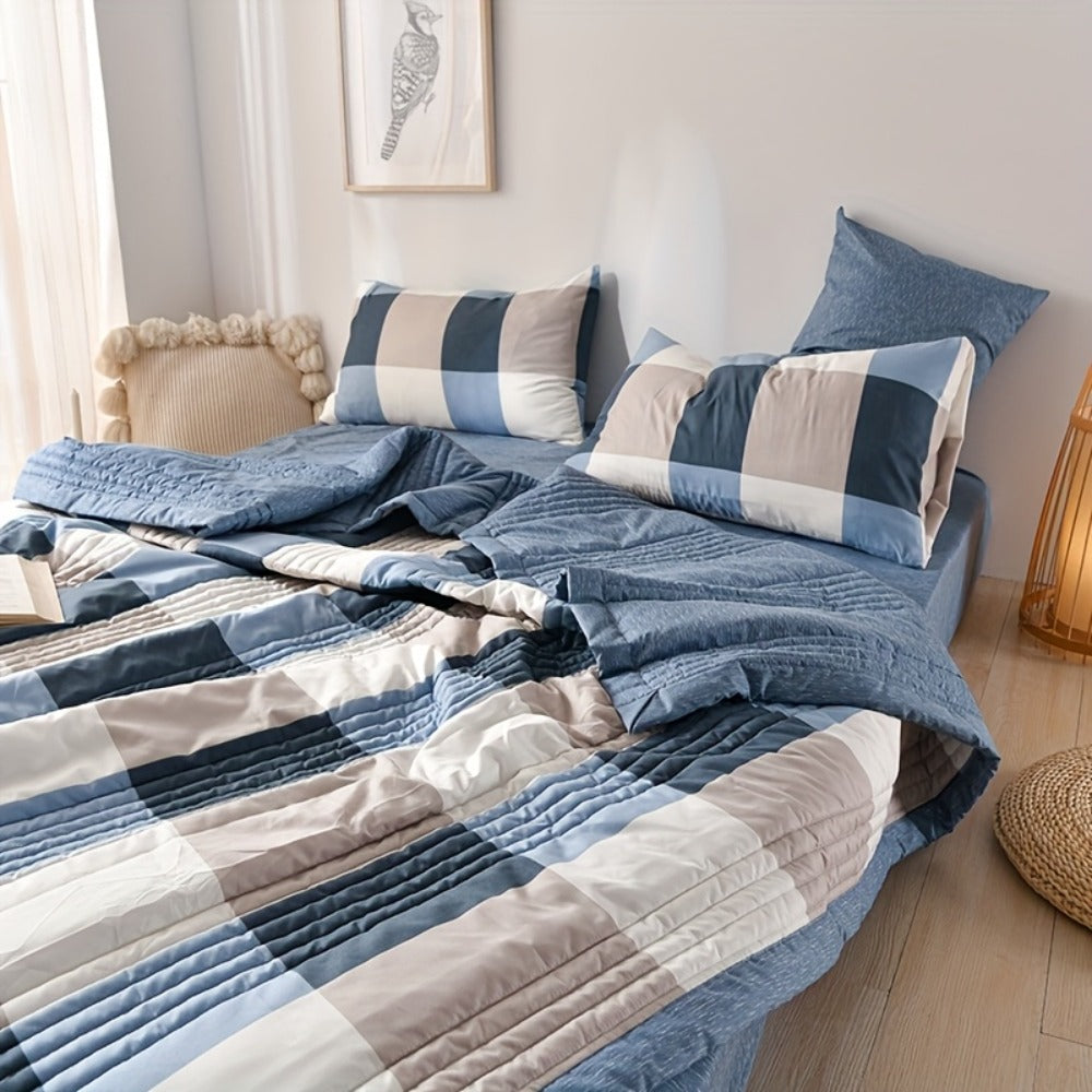 Quilt Set 3 Piece Summer Cooling ¨C Floral Printed Thin Comforter with 2 Pillowcases, Soft Skin-Friendly Bedding for Twin Full Queen King, All Season Lightweight Blanket for Bedroom Hotel Guest Room