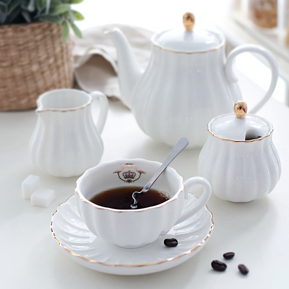 Porcelain Tea Set Service for 6 British Royal Floral Design with Teapot Sugar Bowl Cream Pitcher Teaspoons Tea Strainer 8oz Cups Saucers for High Tea Wedding Party Gift