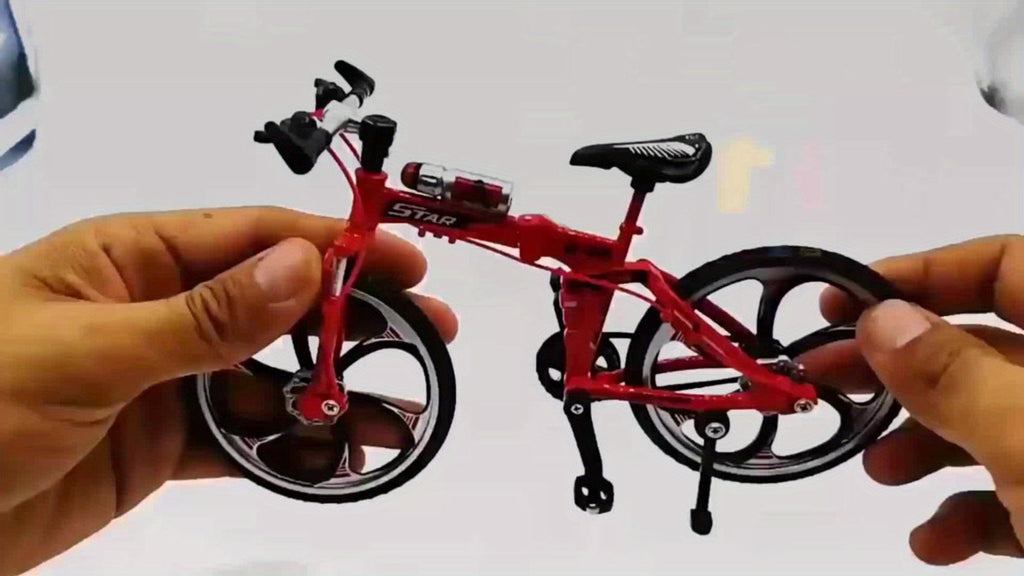 Diecast Mountain Bike Model 1:8 Scale Alloy Foldable Miniature Bicycle Figurine for Home Office Desk Decor, Collector Gift, Christmas Birthday Present, 3 Colors Available