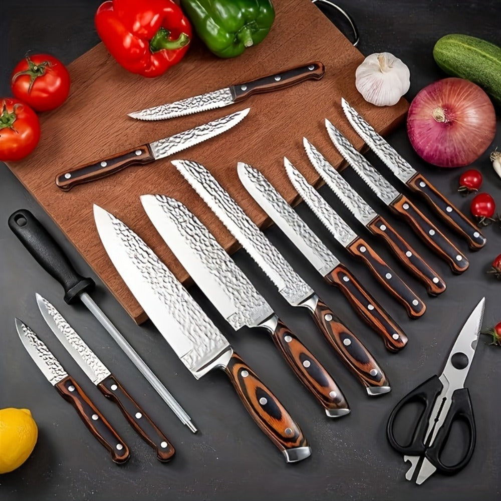 Kitchen Knife Set 15 Piece ¨C Chef Knife Block Set with Self-Sharpening Wooden Block, Steak Knives & Hammered Stainless Steel Blades, Perfect Gift for Home Cooks & Men