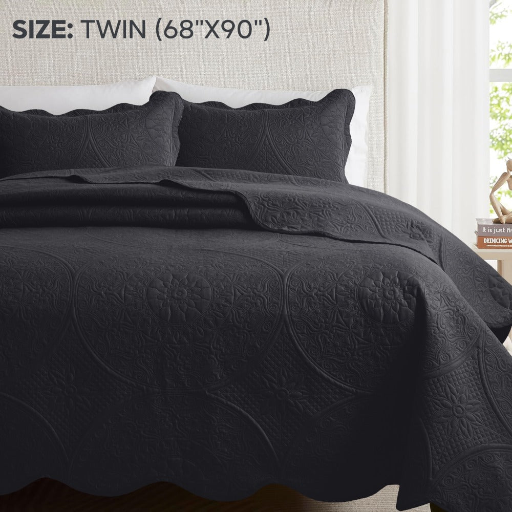 Quilted Bedspread Set 3 Piece ¨C Soft Floral Coverlet with Pillow Shams, Lightweight Breathable Quilt for Bedroom & Guest Room, All Season Bed Cover