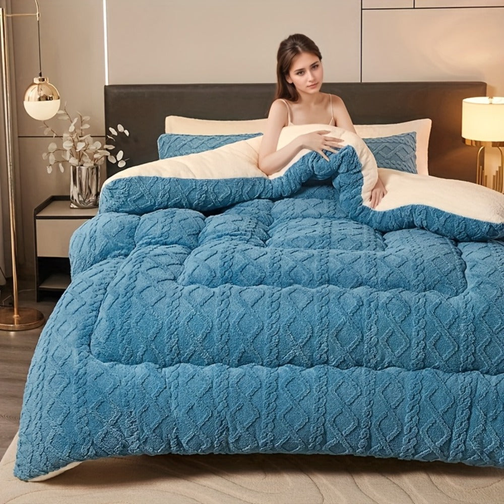 Winter Comforter Thick Warm Milk Velvet Duvet ¨C Geometric Quilted Heavyweight Blanket for All Seasons, Twin Full Queen King ¨C Silvery Grey & Blue
