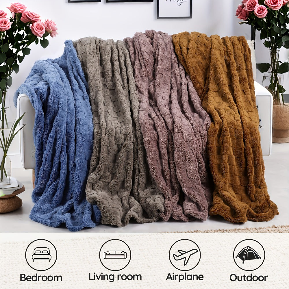 Quilted Flannel Throw Blanket ¨C 180-200gsm Soft Warm All-Season Bed Cover, 17 Patterns, Rhinestone & Checker Designs, 2 Sizes