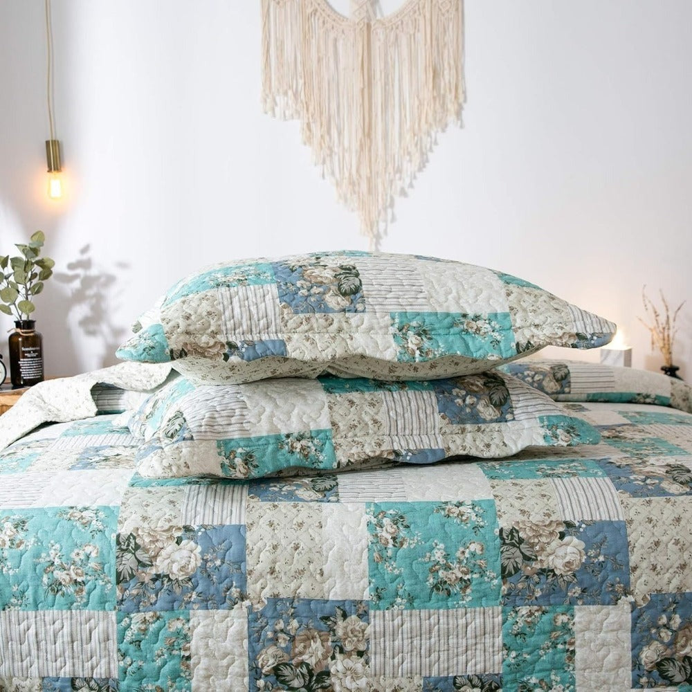 Floral Quilt Set Lightweight Bedspread Coverlet 2 or 3-Piece, All Season Hypoallergenic Breathable Paisley Patchwork Print Quilt for Bedroom Guest Room Dorm RV Cabin, Twin Queen King, Shabby Chic