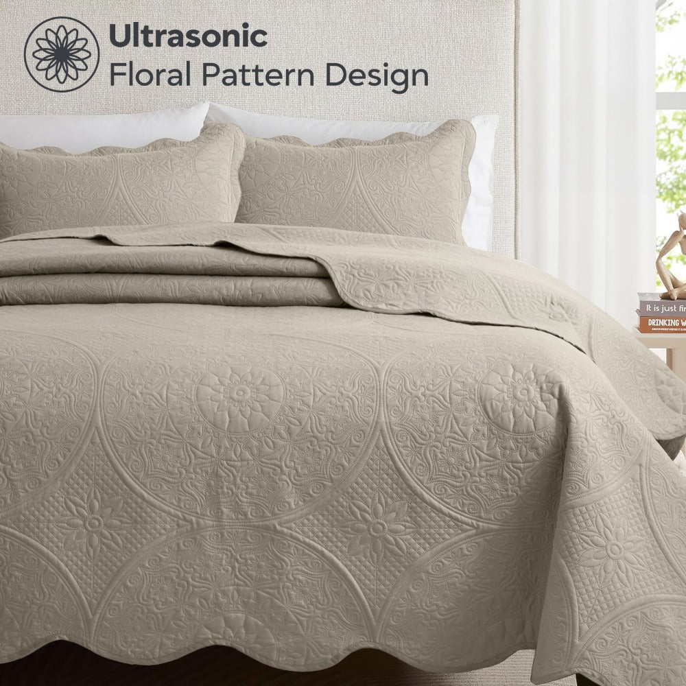 Quilted Bedspread Set 3 Piece ¨C Soft Floral Coverlet with Pillow Shams, Lightweight Breathable Quilt for Bedroom & Guest Room, All Season Bed Cover
