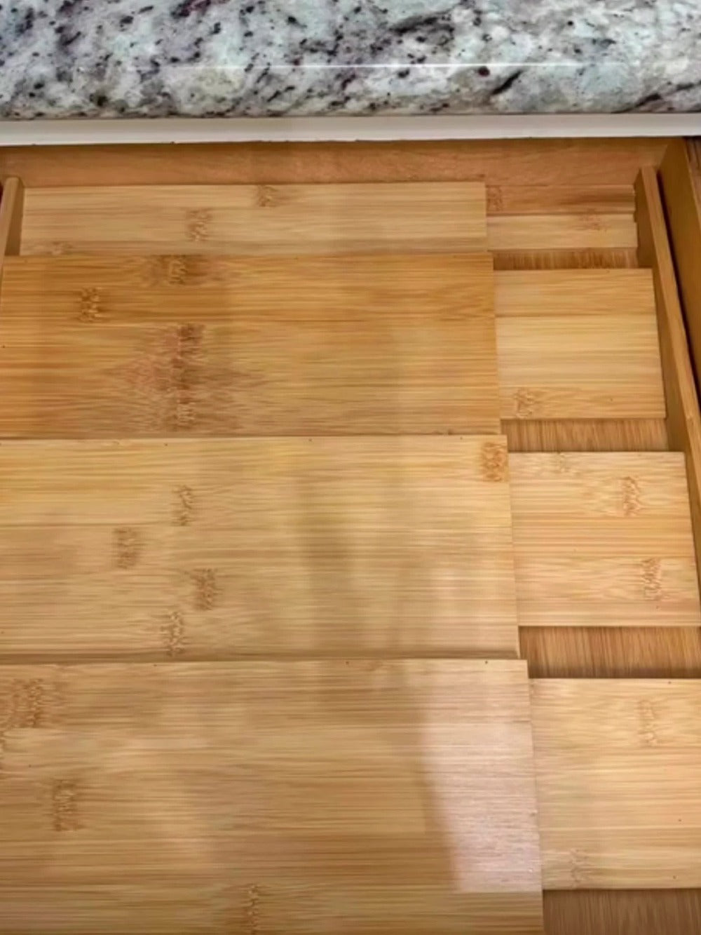 Bamboo Spice Drawer Organizer Expandable 4-Tier | Adjustable Width 12¡±-23¡± Fits 3¡± Deep Drawers | Space-Saving Kitchen Cabinet Seasoning Storage Tray for Spice Jars Bottles