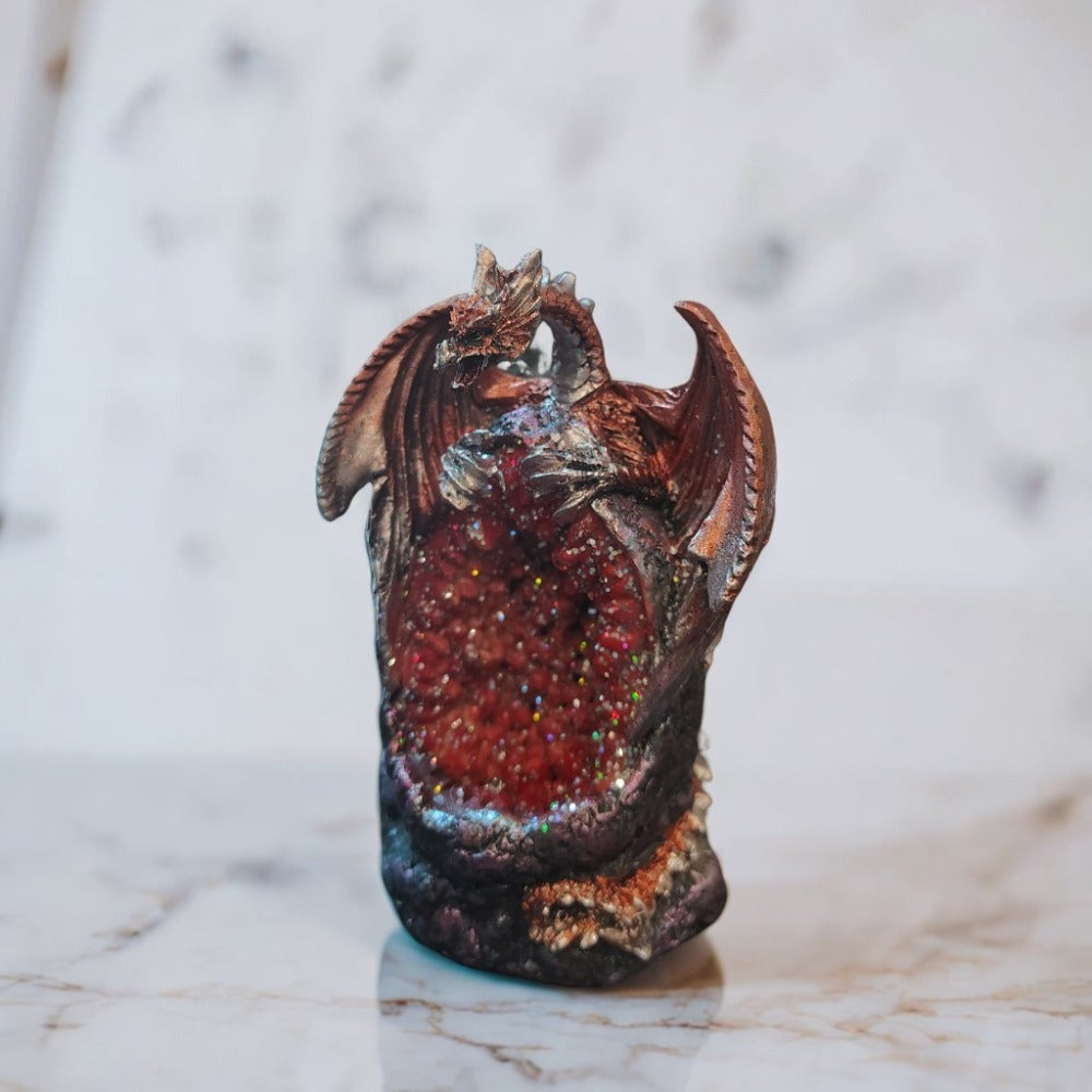 Dragon Figurine Statue Guarding Crystal Cave Polyresin Collectible Home Decor Sculpture Fantasy Dragon Gift for Birthday Housewarming Holiday Room Office Shelf Decor