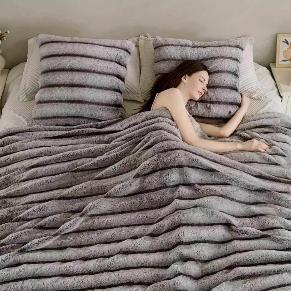 Double-Layer Faux Rabbit Fleece Blanket ¨C 450-500gsm Thickened Soft Warm Throw for Bed, Couch & Travel, All Season, 3 Colors, 5 Sizes