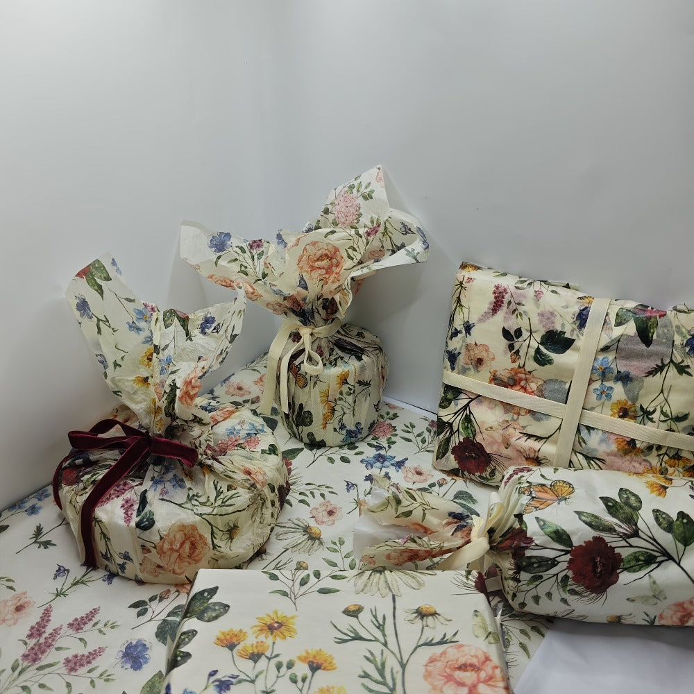 Vintage Floral Wrapping Paper 50pcs, 20¡±x14¡± Elegant Pastel Gift Wrap Sheets with Ruffled Edges, Purple Lily Design for Wedding Birthday Valentine Party Favors