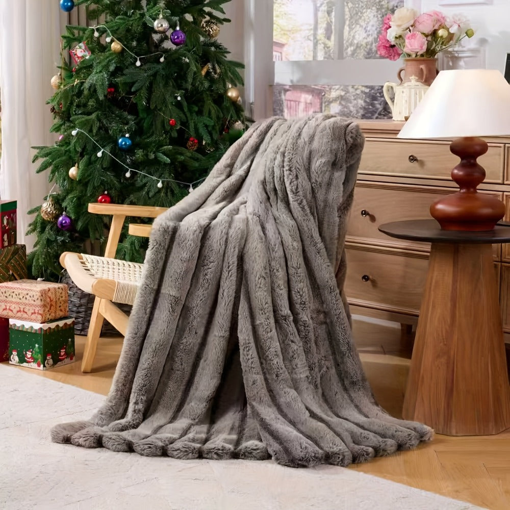 Double-Layer Faux Rabbit Fleece Blanket ¨C 450-500gsm Thickened Soft Warm Throw for Bed, Couch & Travel, All Season, 3 Colors, 5 Sizes