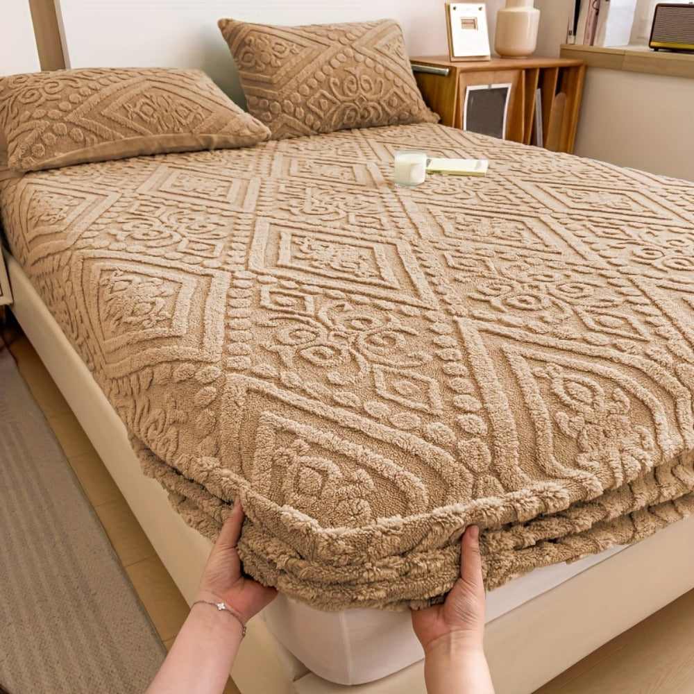 Flannel Fitted Sheet Plush Embossed Texture Soft Warm Mattress Cover for Autumn Winter Twin Full Queen King 4 Colors European Design Machine Washable