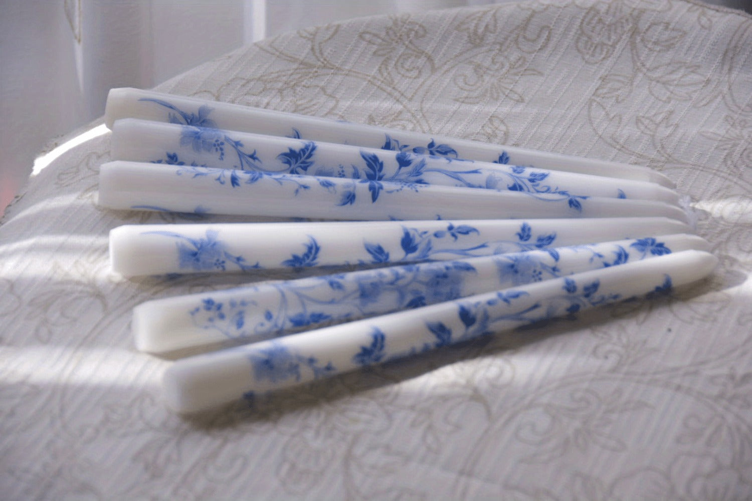 Taper Candles Blue White Porcelain 6-Pack 10 Inch | Dripless Unscented Soy Wax Chinoiserie Candlesticks 8-12 Hour Burn for Weddings Christmas Dinner Table Home Decor Centerpiece