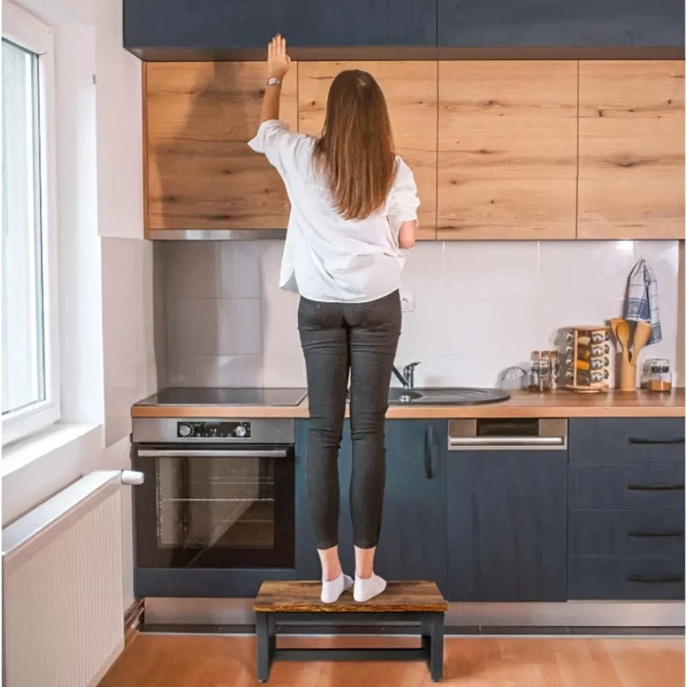 Step Stool Ladder Heavy Duty Steel Wood Frame Non-Slip Single Step for Adults Bedroom Kitchen Bathroom Small Spaces Sturdy Portable Bed Step Stool Solid Steel Frame High Bed Ladder