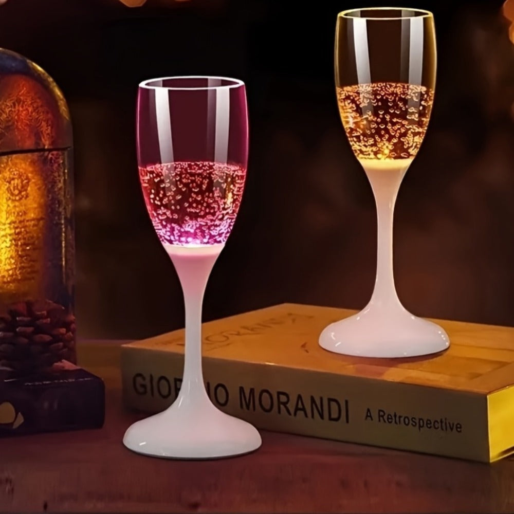 LED Glasses Set of 6 Light Up Drinkware, Glowing Champagne Flutes & Cocktail Cups with Sparkling Light Effect for Parties, Bars, Nightclubs, Weddings & Christmas Celebrations