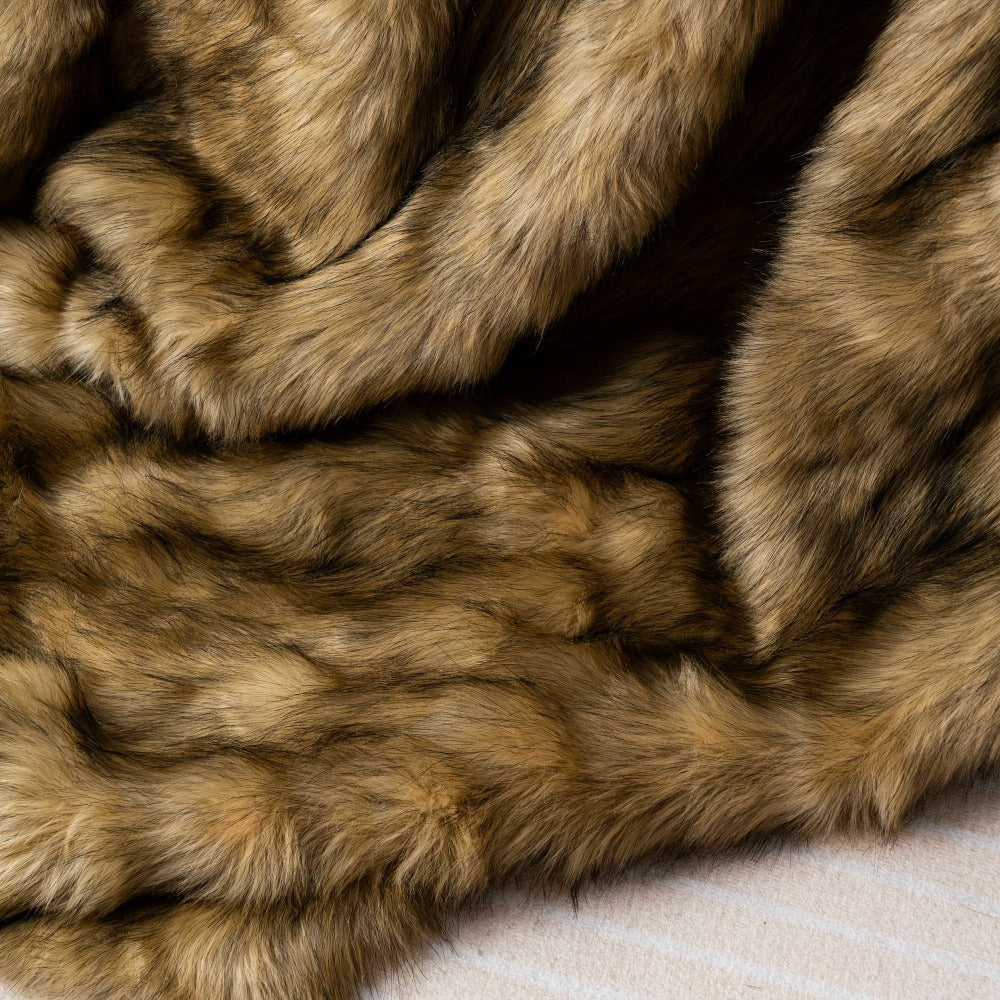 Long Hair Fluffy Reversible Plush Velvet Throw Blanket ¨C 300-350gsm Soft Elegant Throw for Couch & Bed, 6 Colors, 2 Sizes