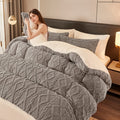 Winter Comforter Thick Warm Milk Velvet Duvet ¨C Geometric Quilted Heavyweight Blanket for All Seasons, Twin Full Queen King ¨C Silvery Grey & Blue