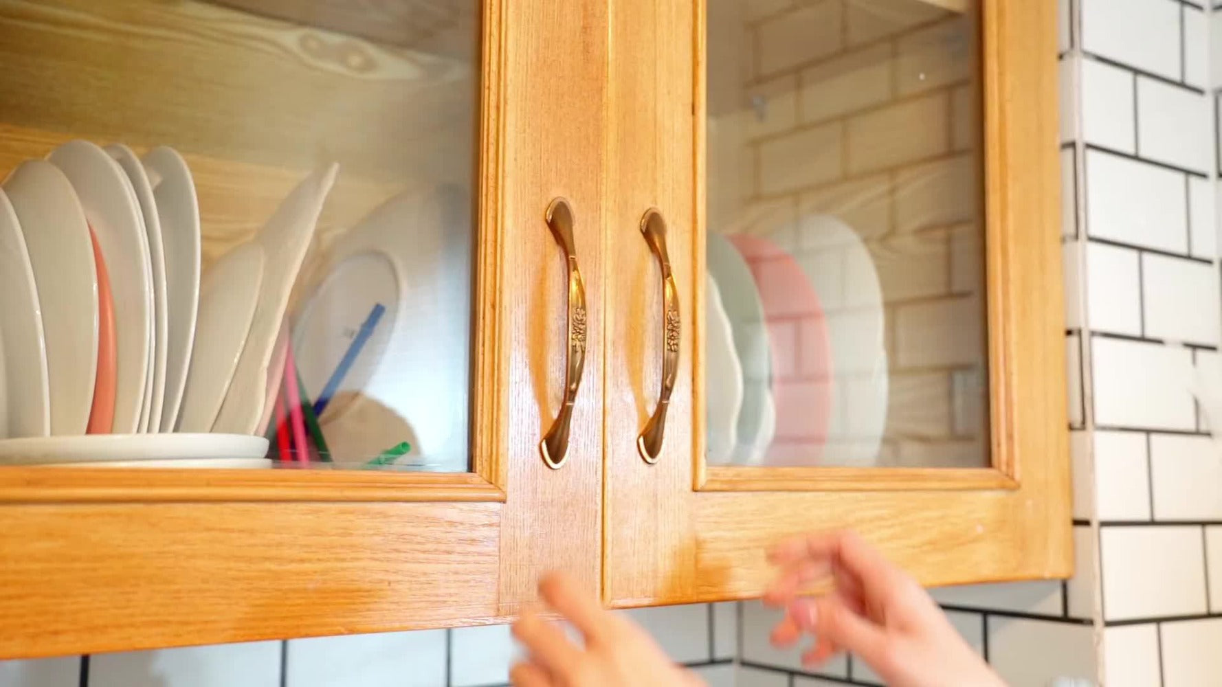 Wooden Straw Holder for Cabinet Door 9.8 Inch Acacia Wood Straw Dispenser Wall Mount Reusable Straw Storage Box for Kitchen Counter Cupboard Organizer