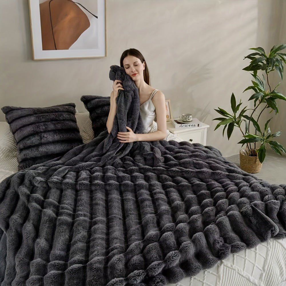 Double-Layer Faux Rabbit Fleece Blanket ¨C 450-500gsm Thickened Soft Warm Throw for Bed, Couch & Travel, All Season, 3 Colors, 5 Sizes