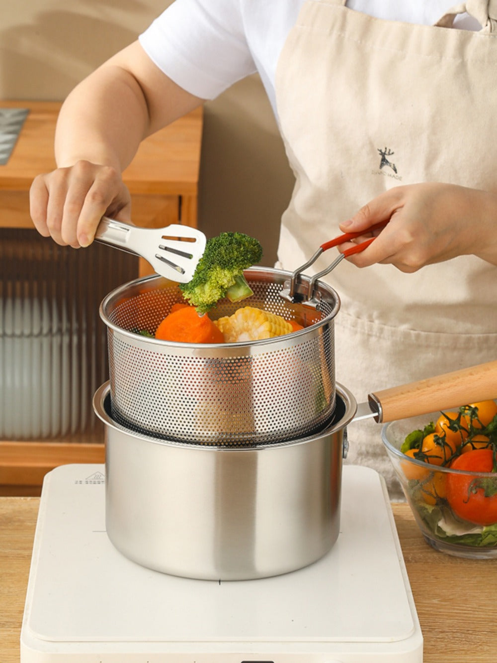 Stainless Steel Deep Fryer Pot Set with Frying Basket & Glass Lid, Non-Stick Multi-Function Cookware for Deep Frying, Noodles, Steaming & Ricotta, Induction & Gas Compatible