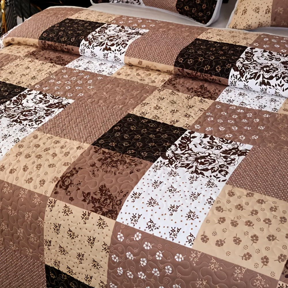 Patchwork Quilted Bedspread Set 3 Piece - 1 Quilt & 2 Pillow Shams Machine Washable All-Season Soft Breathable 100% Polyester Bedding Set for Bedroom Dorm, Twin Full Queen King