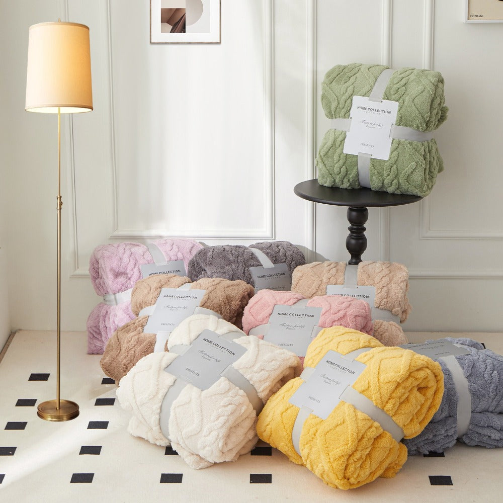 3D Plush Dense Weave Fleece Blanket ¨C Ultra-Soft Warm Throw for Bed, Couch, Travel & Outdoor, Air-Conditioning Friendly, 3 Colors, 2 Sizes