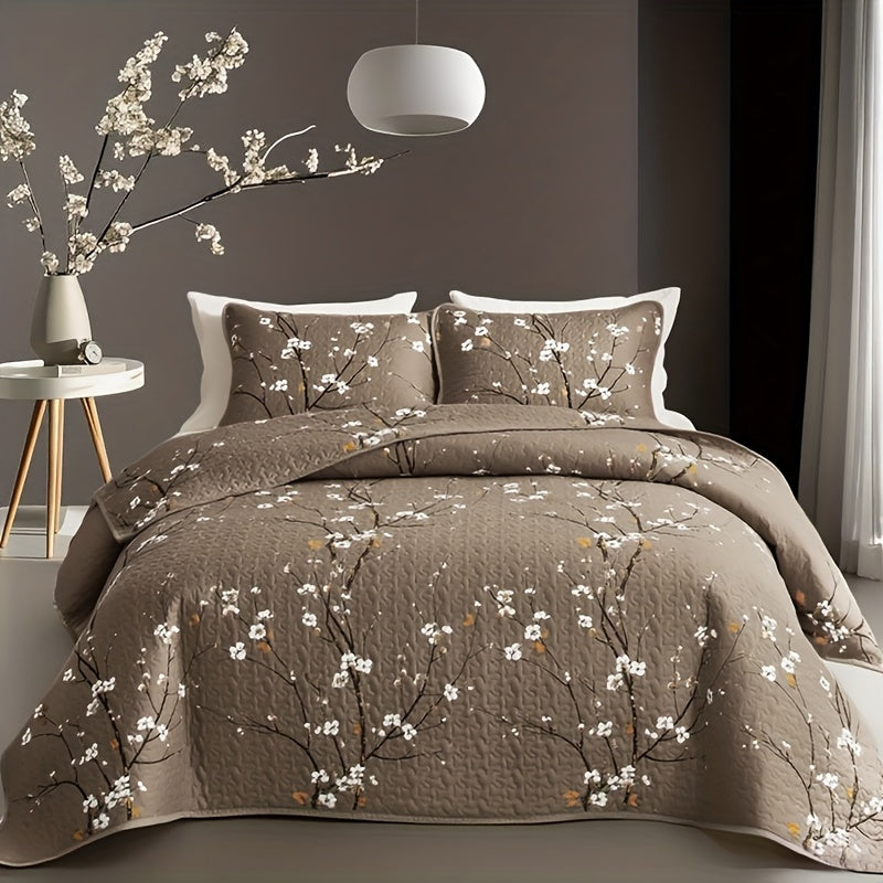 Plum Blossom Quilted Bedspread Set Machine Washable Soft Breathable Hypoallergenic Comforter with Pillowcases Twin Full Queen King Size Floral Bed Cover Bedding Set