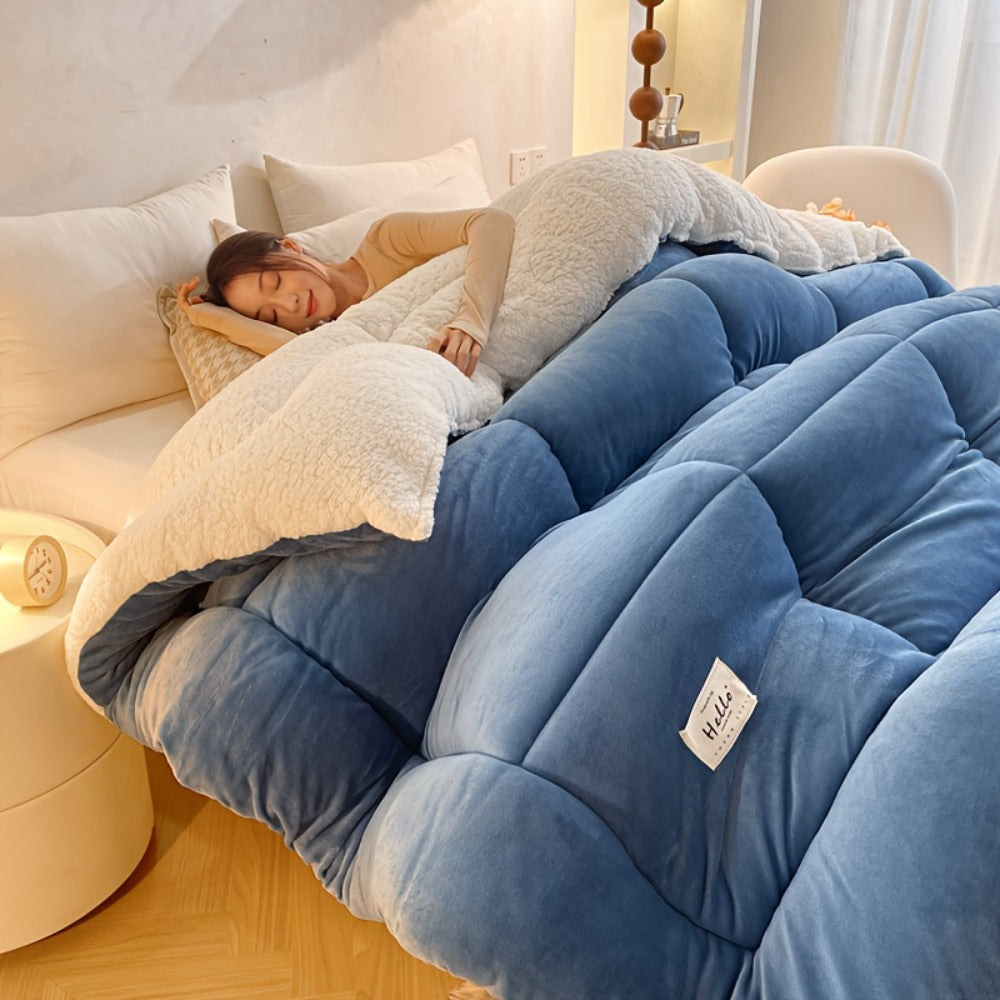 Thick Soft Comforter All Season Quilted Box Stitch Solid Color Breathable Machine Washable Bedroom Warm Autumn Winter Comforter